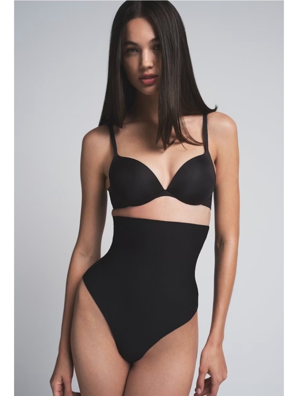 Skims Body Core Sculpt High Waisted Thong Color ONYX Size Medium